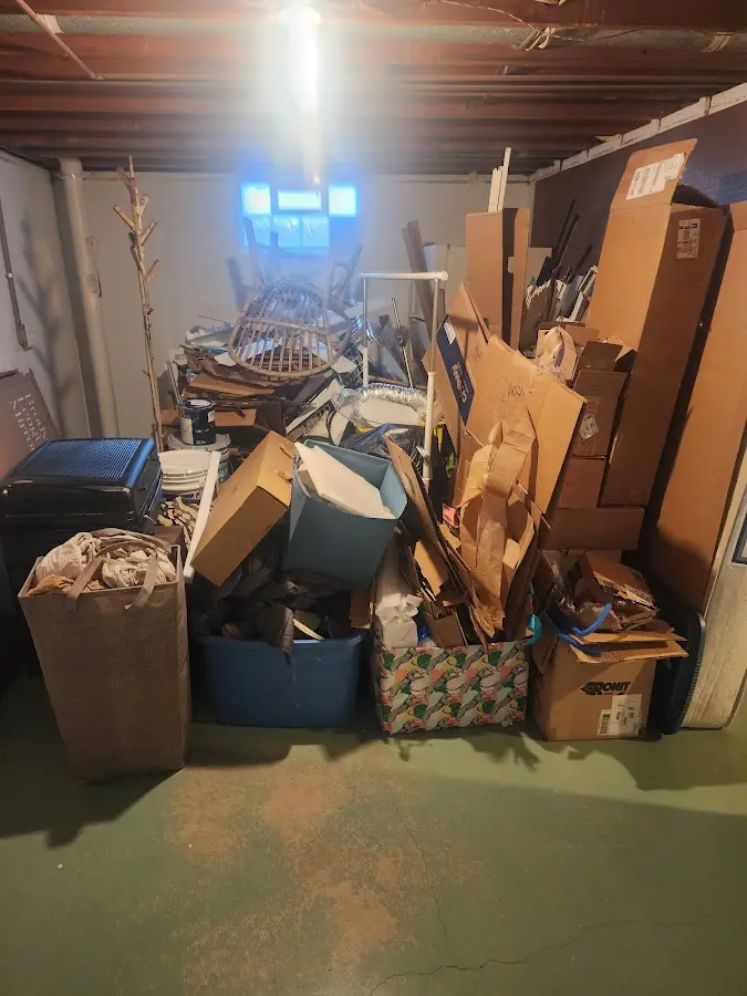 Roll-off dumpster container at job site for 20 Yard Dumpster Rental in Payson